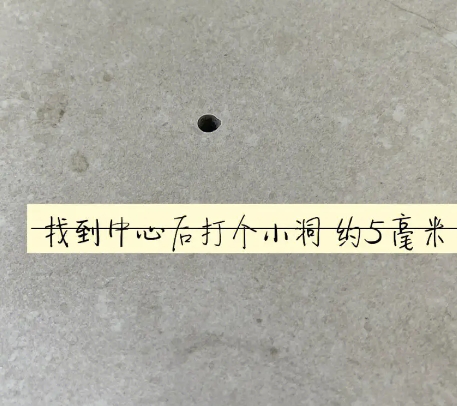 沈北新瓷砖空鼓维修公司专业解答在瓷砖铺贴过程中，如果砂料搅拌不均匀，将会带来以下问题